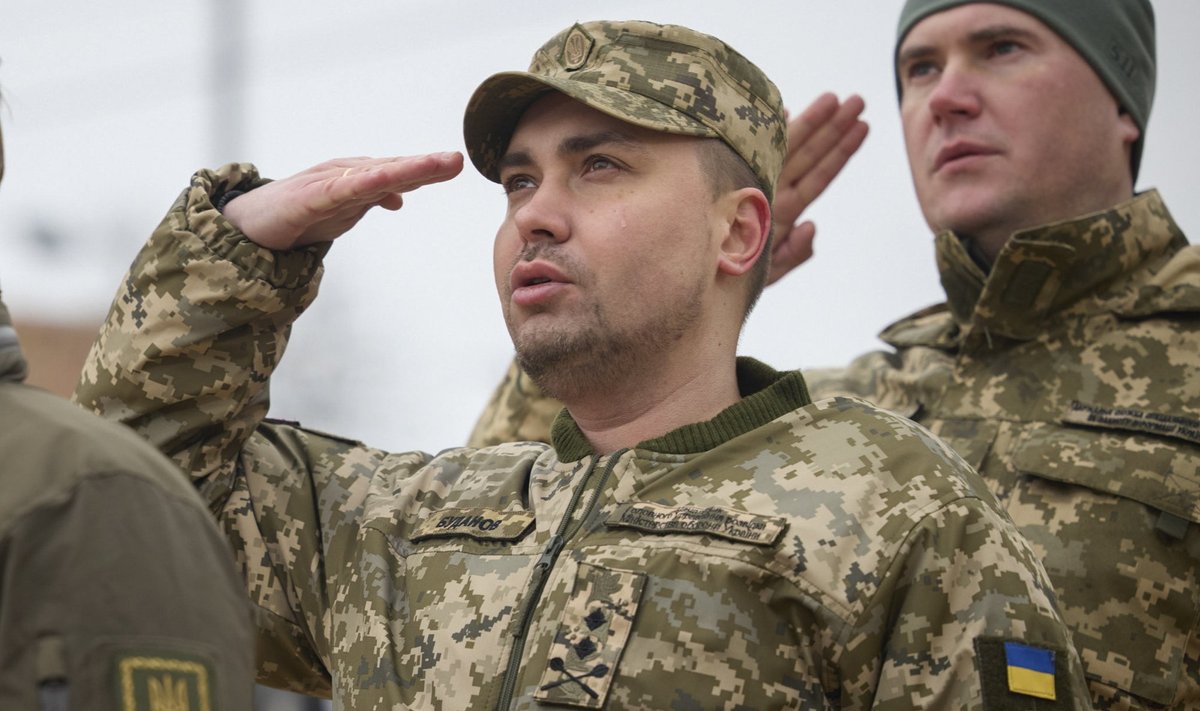 TOODI PÄRAST RAKETILÖÖKI RUSUDE ALT VÄLJA. Nii allkirjastavad Vene propagandakanalid viimasel nädalal selle Kõrõlo Budanovi foto ning lisavad: raskesti haavatud Ukraina luurejuhti ravitakse Berliinis.
