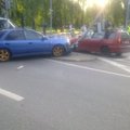 ФОТО: Проигнорировавшие знак "уступи дорогу" водители устроили два ДТП в Таллинне