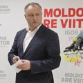 Новый президент Молдавии освятил свою резиденцию и избавился от флага ЕС