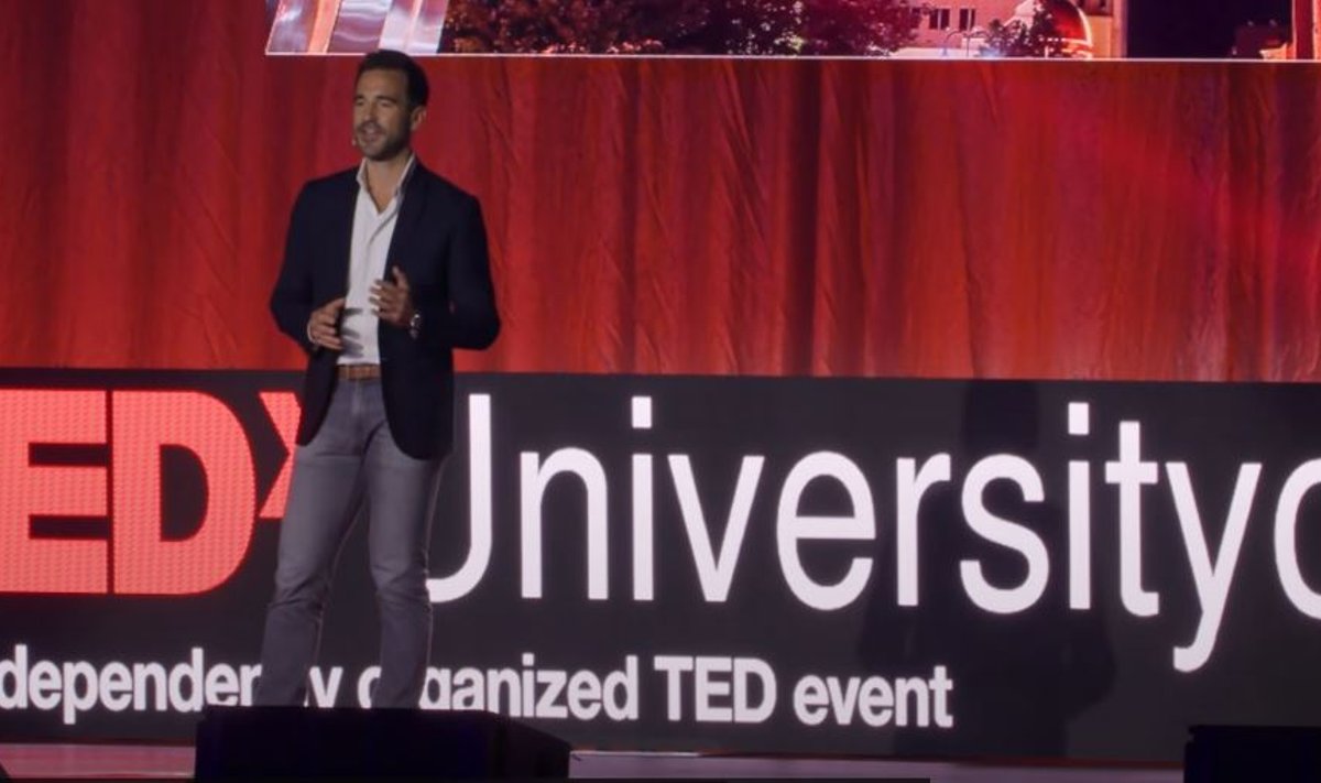 Organisatsioonipsühholoog Tomas Chamorro- Premuzic TEDxi esinemisel.