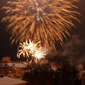 ФОТО DELFI: Горожане и власти салютовали Новому году в небе над Кохтла-Ярве