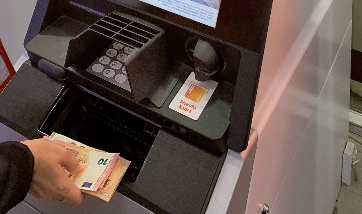 Swedbank, sularahaautomaat, pangaautomaat, ekraan