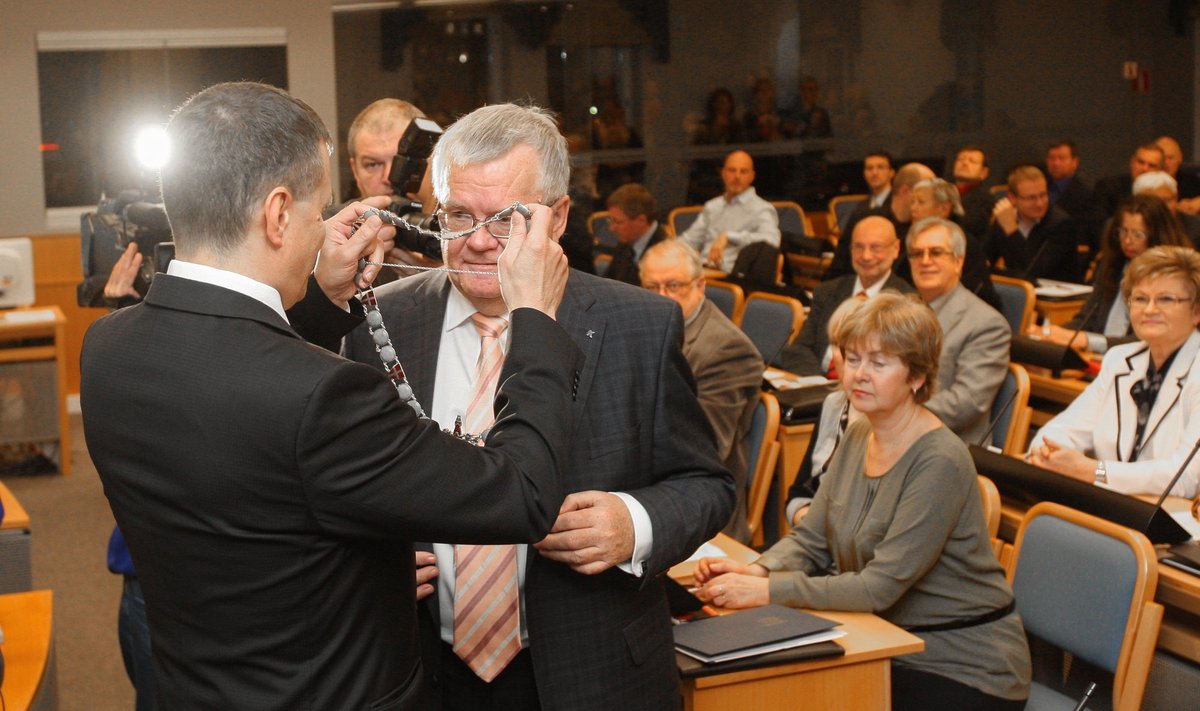 Edgar Savisaar valiti linnapeaks