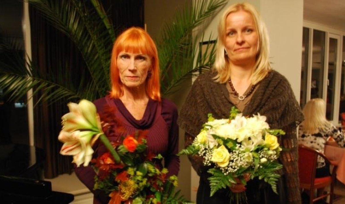 Maakondliku tunnustuse saajad Anne Kaar ja Anne Kalmus. Foto: Urmas Saard