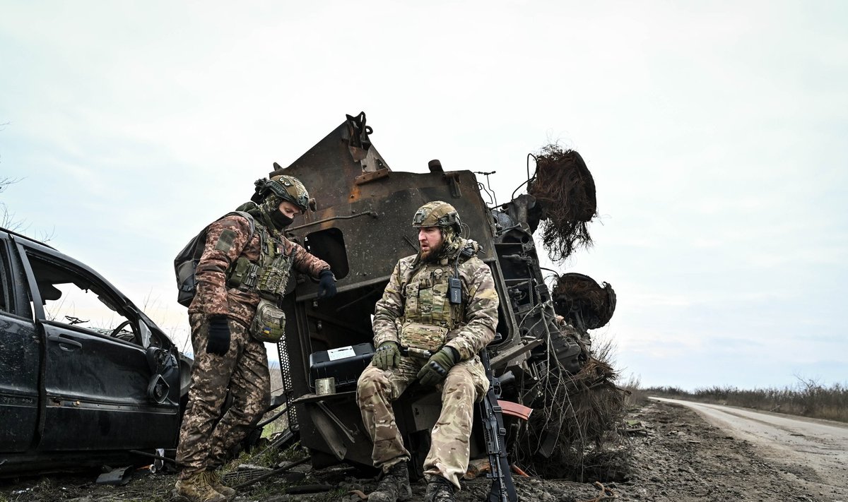 Ukraina sõdurid on väsinud, kuid rindele uusi võitlejaid lubav mobilisatsiooniseadus ei leia üksmeelset poolehoidu. 