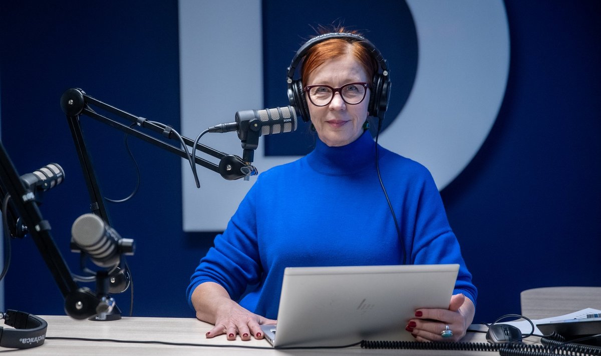 Eva Luigas salvestab podcasti "Eva Luigase kõnetraat".