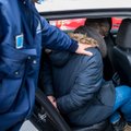 Türil politseisõidukit lõhkunud mehele määrati kümnepäevane arest