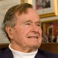 USA endine president George H.W. Bush viidi haiglasse