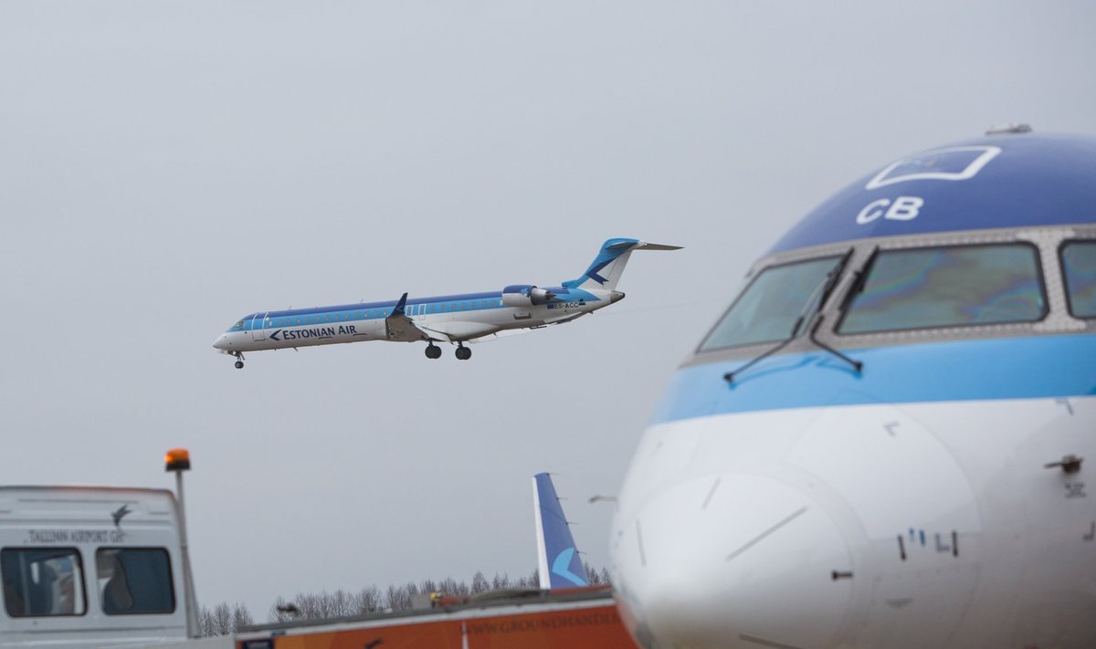 Estonian Airi lennukid Tallinna lennujaamas