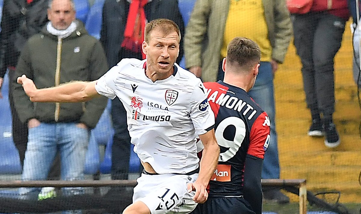 Ragnar Klavan mängus Genoa vastu.