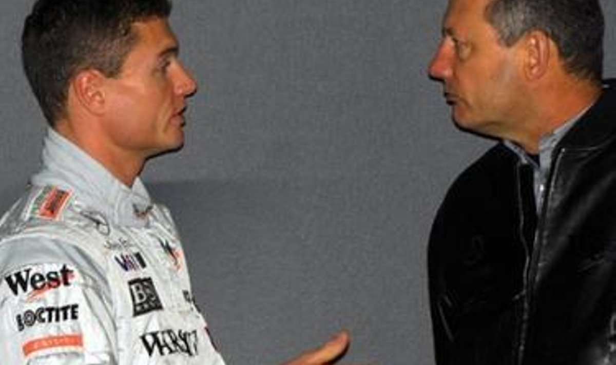 McLareni piloot David Coulthard ja meeskonna juht Ron Dennis