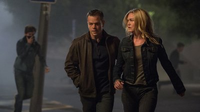 Jason Bourne (Matt Damon) ja Nicky Parsons (Julia Stiles) tuhnivad mineviku räpastes saladustes. 