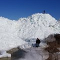 ФОТО читателя Delfi: В Причудье изо льда сформировались настоящие горы