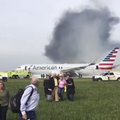 ФОТО и ВИДЕО: Самолет American Airlines загорелся на взлете в аэропорту Чикаго