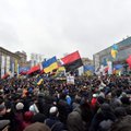 FOTOD | Tuhanded tulid Kiievi tänavatele Saakašvilit toetama