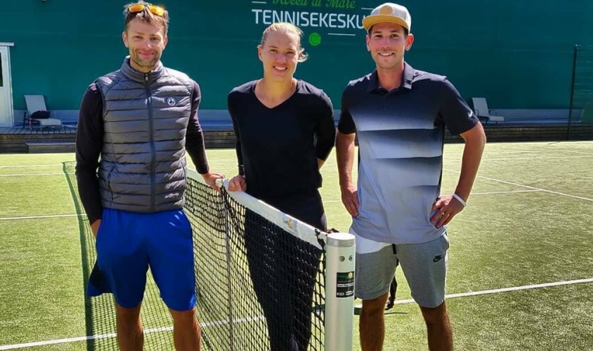 Indrek Tustit, Kaia Kanepi ja Ken-Kristjan Toomjõe Rocca al Mare tennisekeskuses.