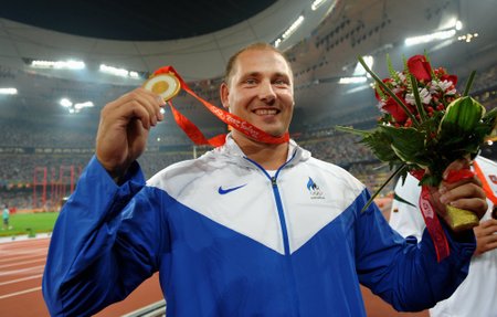 Gerd Kanter Pekingi olümpiavõitjana