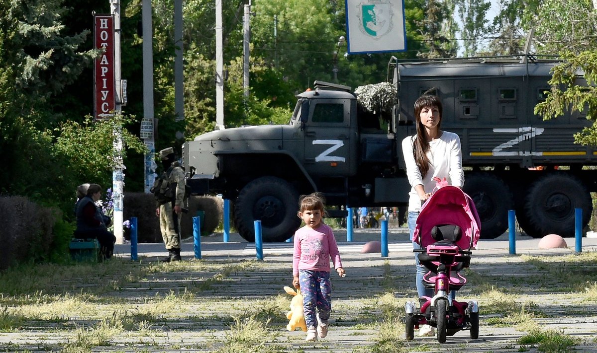 LÄHEB VERESAUNAKS: Kardetakse, et kui Vene väed Hersonist välja lüüa, hakkavad nad enne põgenemist kohalikke tapma.