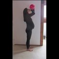 VIDEO: Armas idee kõikidele kõhubeebi-emmedele — lõbus viis oma raseduskuude jäädvustamiseks