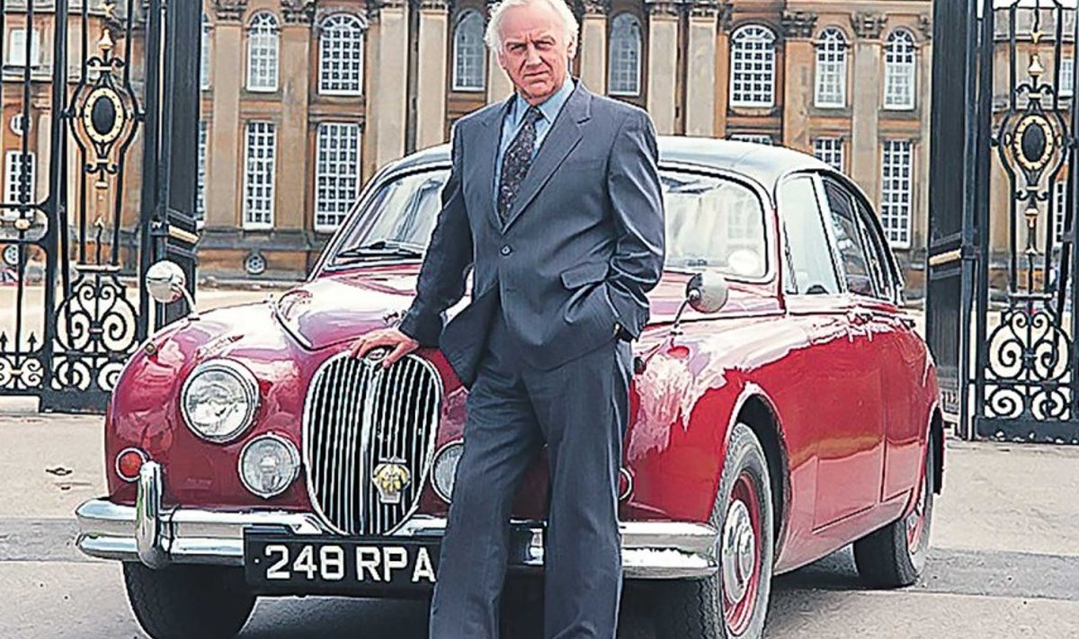 Inspektor Morse (Briti telesarjas on teda kehastanud John Thaw) on staardetektiiv, kelle kirgede hulka kuulub ristsõnade lahendamine, ooperimuusika, klassikalised autod ja Inglise õlu. 