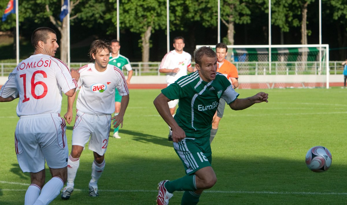 Nikita Andrejev 2009. aastal Levadia eest mängimas