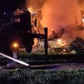 ФОТО И ВИДЕО | В Кунда заброшенное здание горело за день два раза и в итоге сгорело дотла
