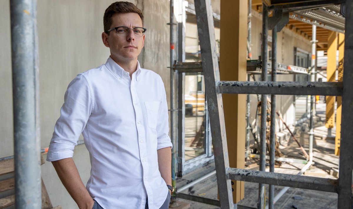 Sarikapidu Manufaktuuri kvartalis, Hepsori juht Henri Laks.