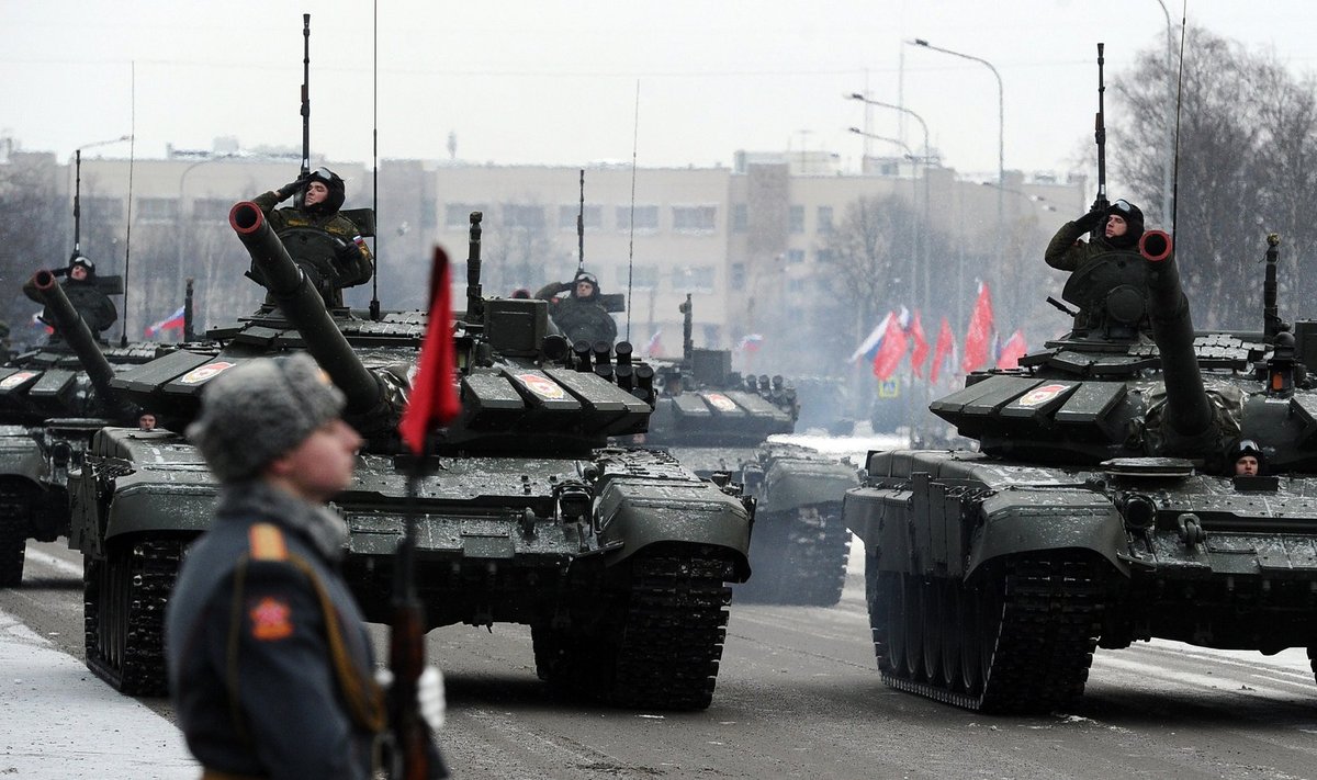 Vene armee tankid paraadil