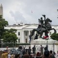 VIDEO | USA politsei hoidis ära president Andrew Jacksoni ausamba mahavõtmise Valge Maja ees