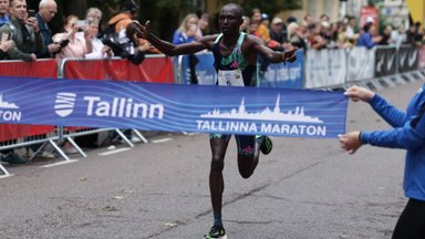 DELFI FOTOD | Tallinna poolmaratoni võitis Uganda jooksja