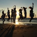 PUBLIK SOOVITAB SUVEPIDU: Kabli Päikeseloojangu festival alustab päikesetõusuni kestva avaralliga