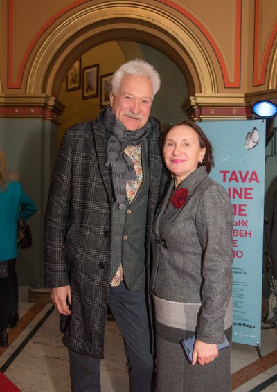 HEATUJULISED Ajakirjanik Mihhail Vladislavlev ja Vene Teatri direktor Svetlana Jantšek.