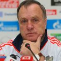 Venemaa jalgpallikoondise peatreener paneb ameti maha