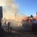 FOTOD: Koerus süttis kõrvalhoone põlengust mitu elumaja