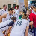 FOTOD: Eesti kuulsad mehed võitsid Mart Poomi lõpusekundite viskest Rapla korvpallinaiskonda