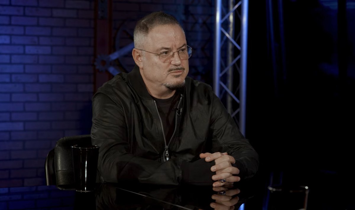 Максим Леонидов