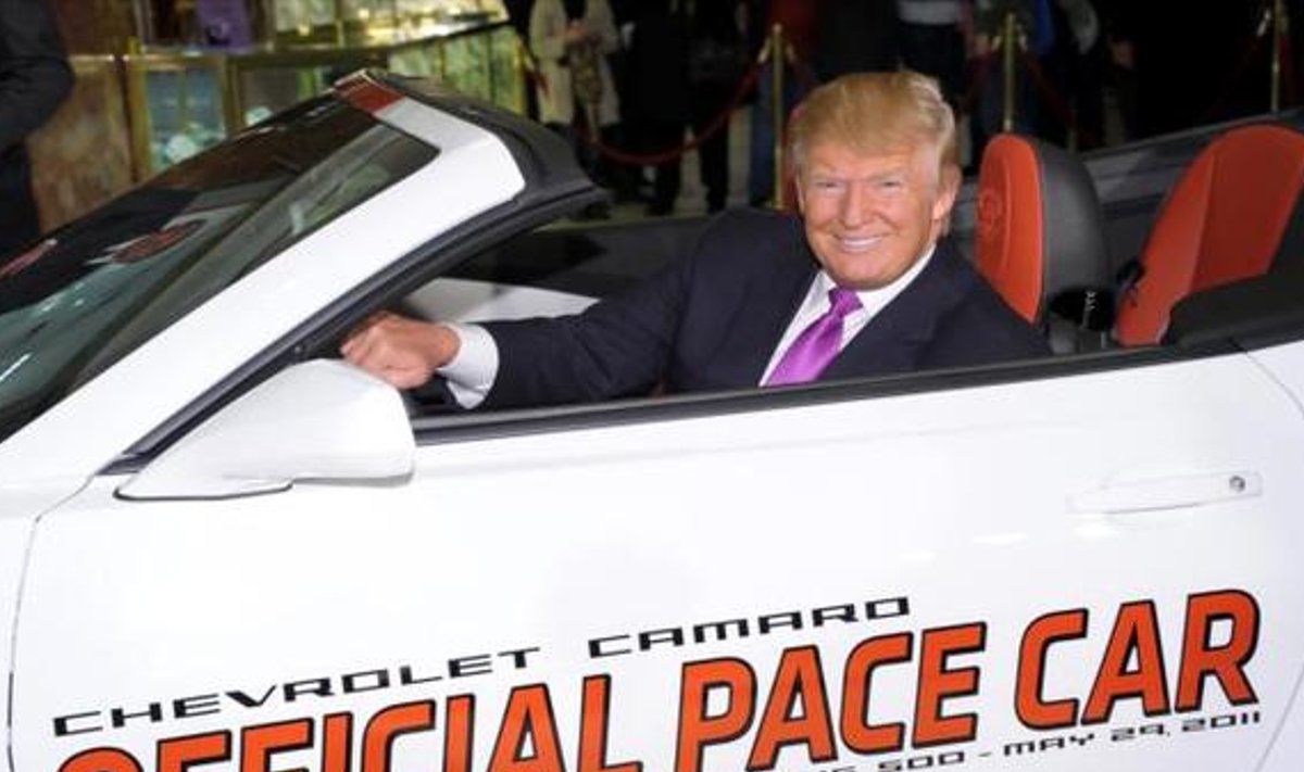 D. Trump juubeli-turvaautos. Foto indianapolismotorspeedway