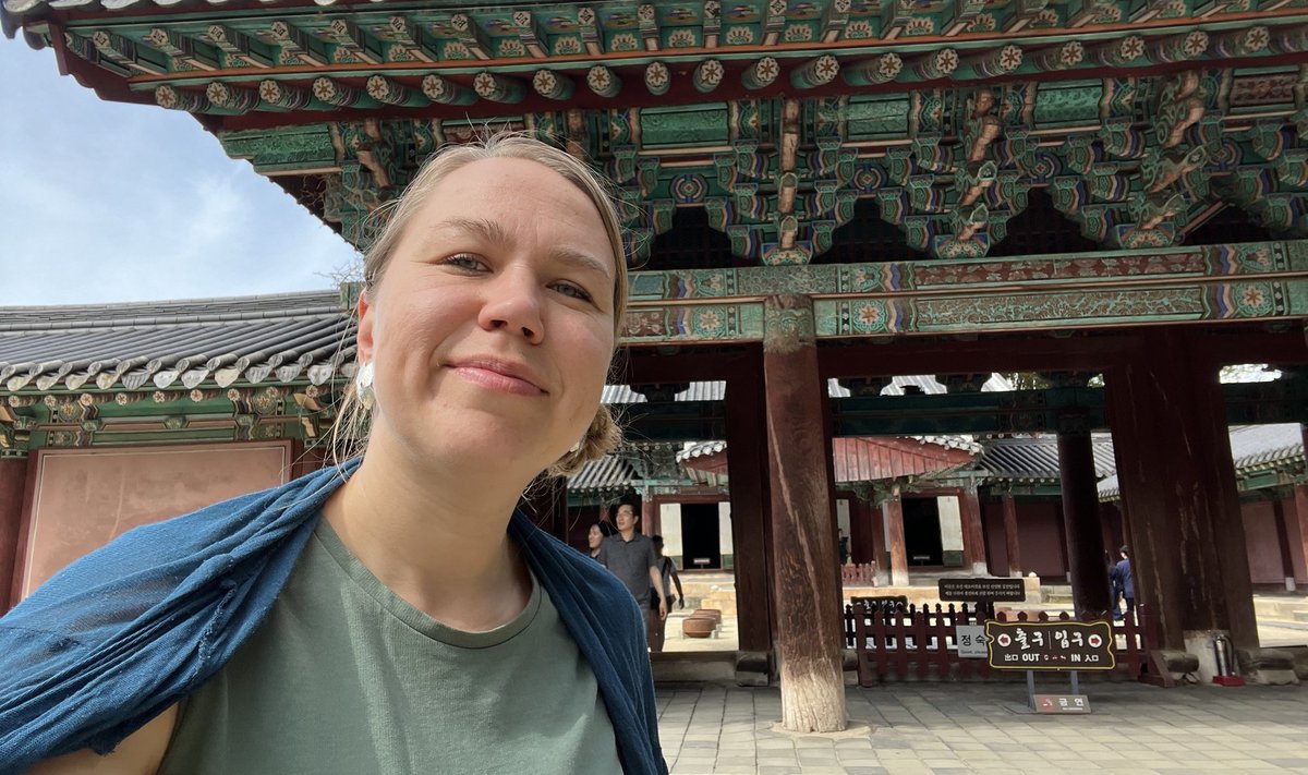 PÜHAMUS Mari Jeonju linnas, mille üks osa on säilitatud külana nimega Hanok.