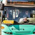 HOMSES EESTI PÄEVALEHES: Tallinna kõige sõbralikum bussijuht, 25-aastase staažiga Rudolf Kiviking ütleb igale sõitjale tere ja kuulab ära kõigi mured