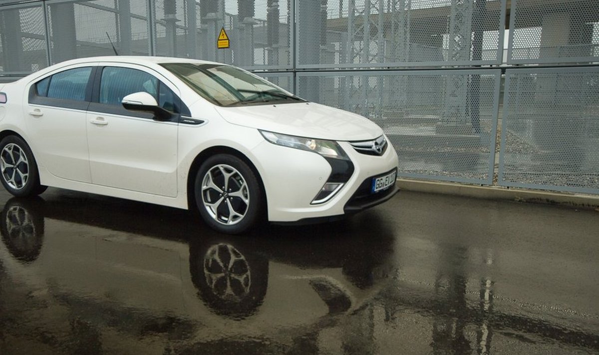 Opel Amperale on asetatud arvukad autoteemalised lootused