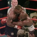 VIDEO | Täna 20 aastat tagasi: Tyson hammustas Holyfieldi kõrvast tüki välja