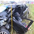FOTOD: Võrumaal sõitis Audi juht palke vedanud veokile ette, sõiduauto juht viidi raskes seisus haiglasse
