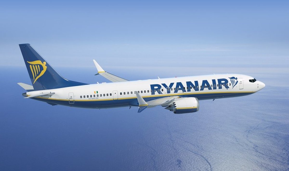 Ryanairi värvides uus Boeing 737 MAX 200.