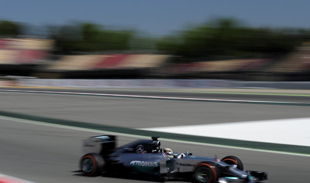 Lewis Hamilton Kataloonia ringrajal