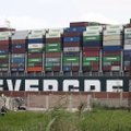 Egiptuse president andis korralduse valmistuda Suessi kanalis kinni istuvalt laevalt konteinerite mahalaadimiseks