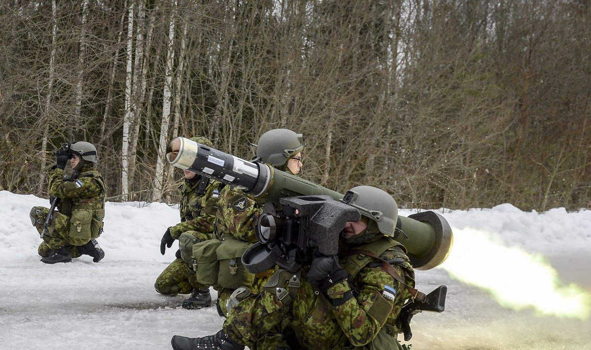 Esimest korda lasevad ajateenijad Eestis tankitõrjesüsteemist Javelin