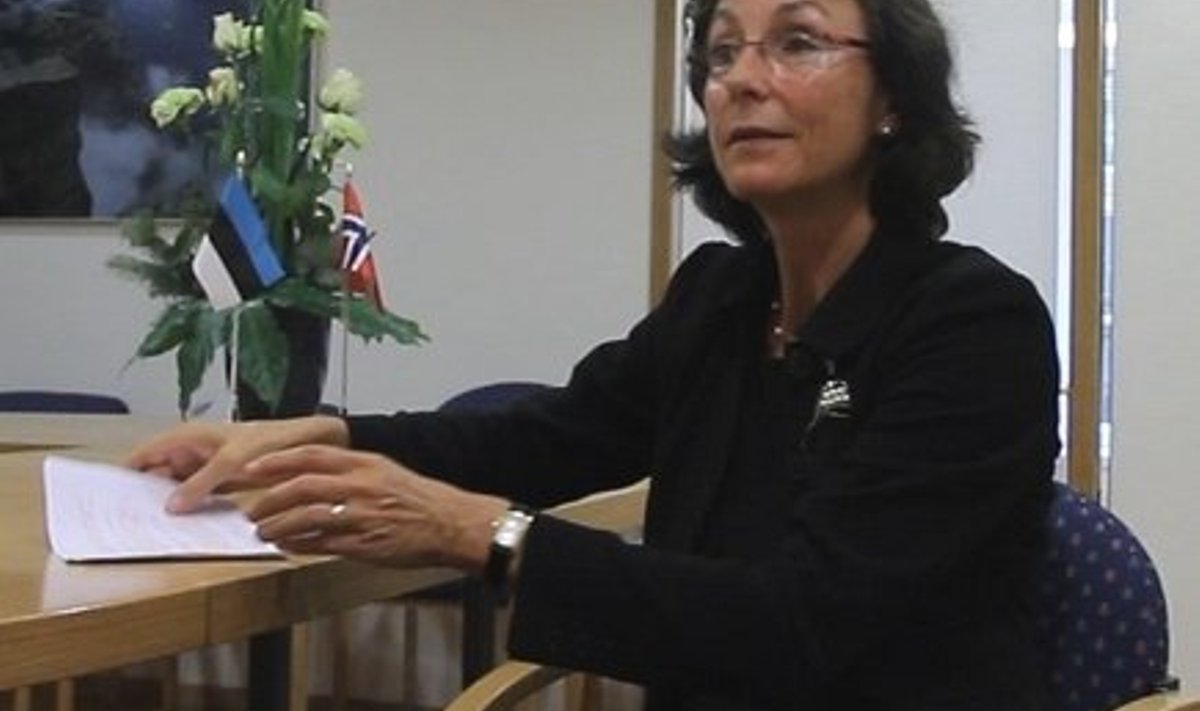 Ingrid Susanne Farner, Norra asesaadik Eestis