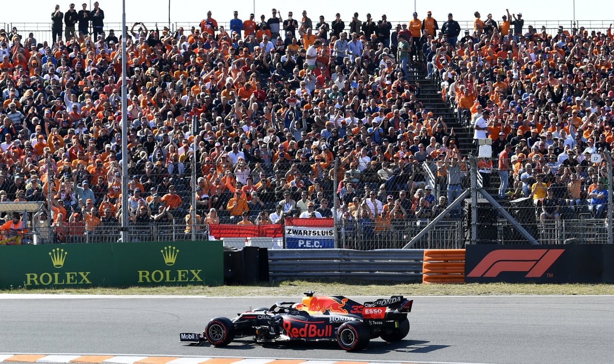 Max Verstappen võitis tuhandete Hollandi ees kvalifikatsiooni.