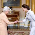 FOTOD | Popkultuuri esindajad, kellel oli au kuninganna Elizabeth II-ga silmast silma kohtuda