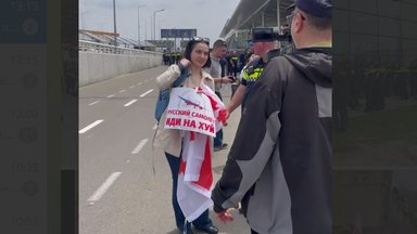 VIDEOD | „Idi n…ui, Russkii samoljot“: Moskvast saabus Thbilisisse üle nelja aasta esimene lennuk